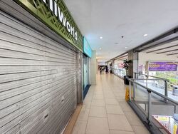 Lucky Plaza (D9), Retail #576194061